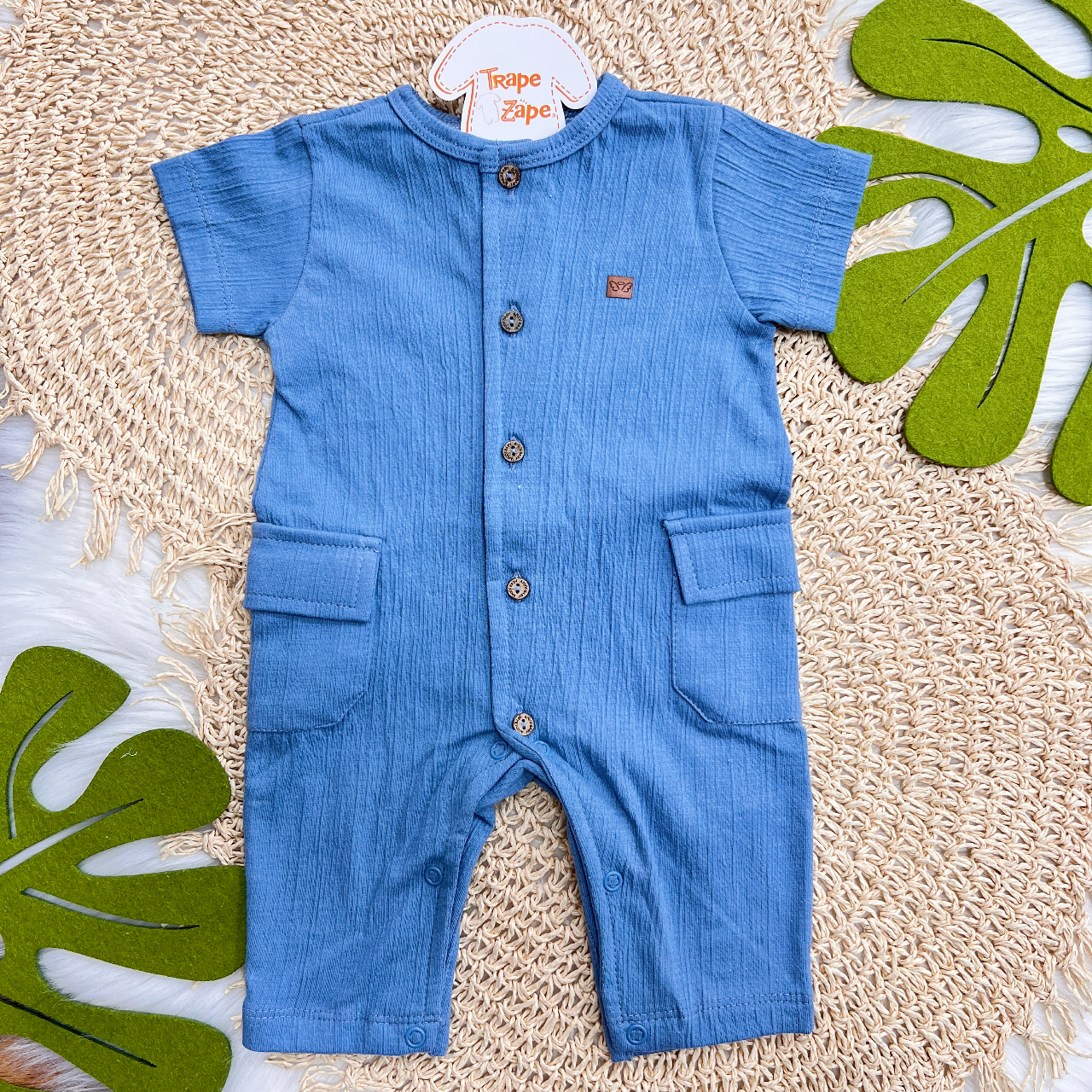 Macacão Longo Anarruga com Botões e Bolsos - Azul Jeans